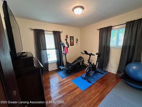 1345 Eureka St, Lansing, MI 48912 photo 14
