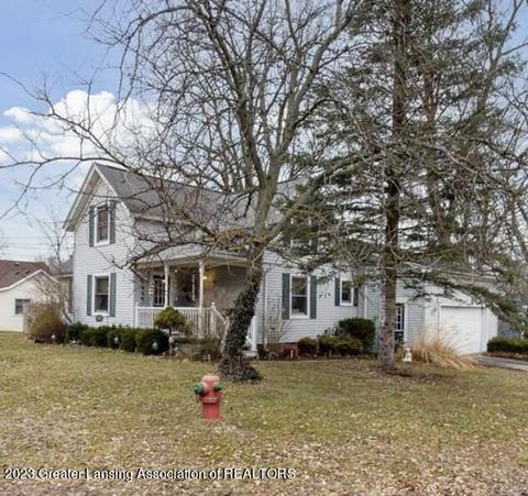129 E Third St, Perry, MI 48872