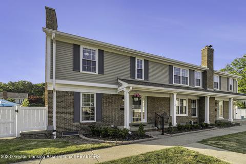 21346 E Glen Haven Cir, Northville, MI 48167