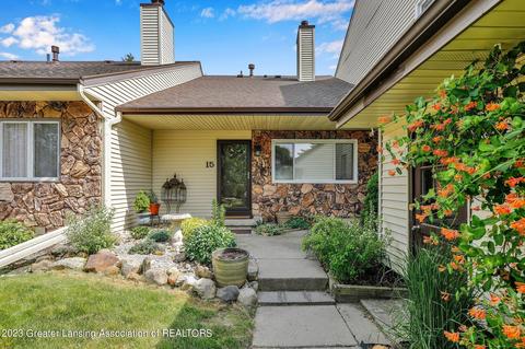 914 Timbercreek Dr #15, Grand Ledge, MI 48837