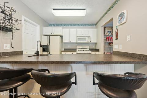 414 W Dill Dr, Dewitt, MI 48820 photo 34