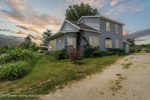 6045 N Shaytown Rd, Vermontville, MI 49096