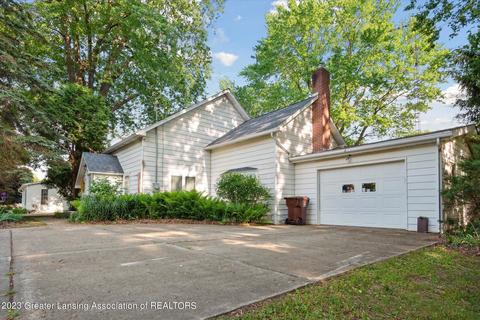 215 W Maple St, Elsie, MI 48831