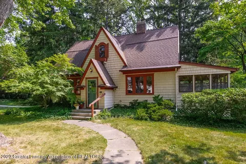 316 Kensington Rd, East Lansing, MI 48823