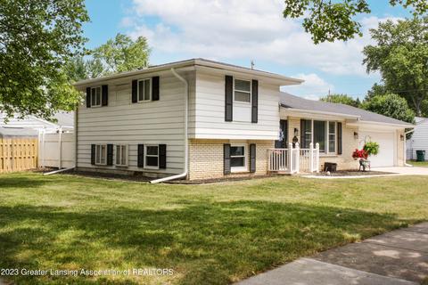 2108 Peggy Pl, Lansing, MI 48910