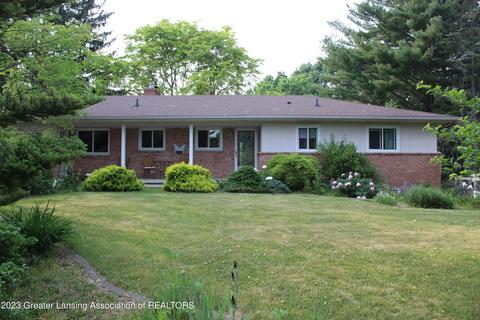 1966 Lagoon Dr, Okemos, MI 48864