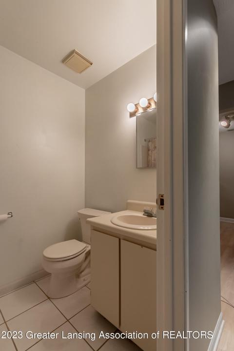 Undisclosed, Okemos, MI 48864 photo 14