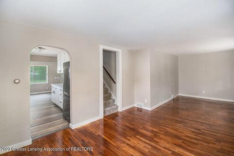 118 E Potter Ave, Lansing, MI 48910 photo 4
