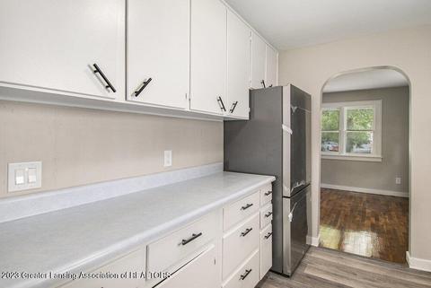 118 E Potter Ave, Lansing, MI 48910 photo 8