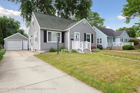 1515 W Rundle Ave, Lansing, MI 48910