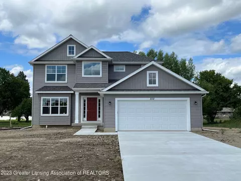 552 W Wildwood Dr, Owosso, MI 48867