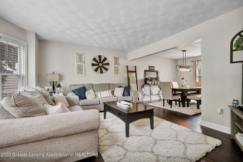 1024 Pickton Dr, Lansing, MI 48917 photo 10