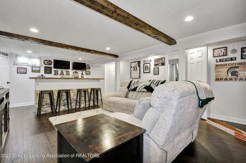 1024 Pickton Dr, Lansing, MI 48917 photo 4