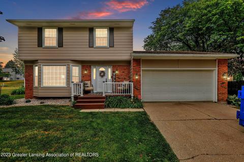 1024 Pickton Dr, Lansing, MI 48917