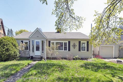 448 Collingwood Dr, East Lansing, MI 48823