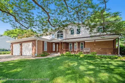 1011 Sheldon Row, Charlotte, MI 48813