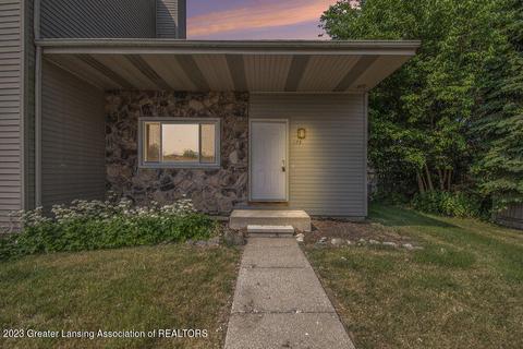 917 Brookside Dr #173, Grand Ledge, MI 48837