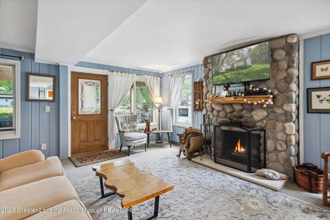 1335 Central Ave, Howell, MI 48843 photo 6