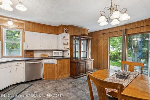 1335 Central Ave, Howell, MI 48843 photo 9