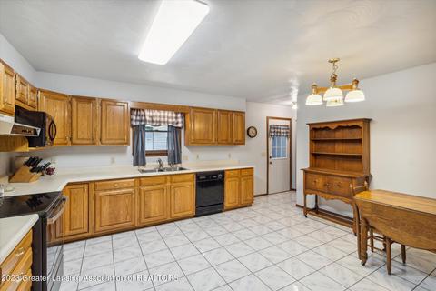 806 E Walker St, Saint Johns, MI 48879 photo 13