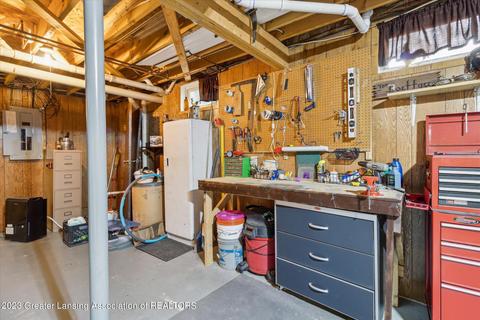 806 E Walker St, Saint Johns, MI 48879 photo 32