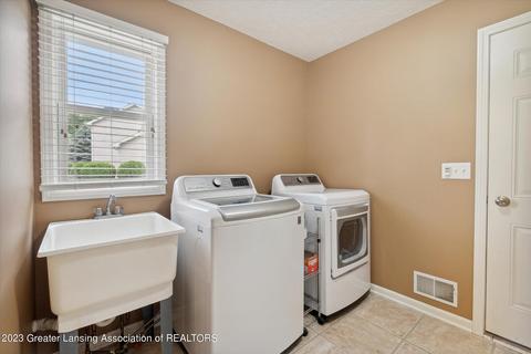12946 Chartreuse Dr, Dewitt, MI 48820 photo 22