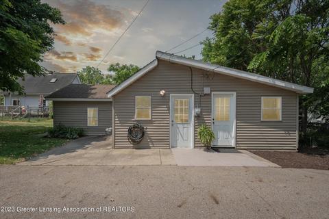 230 W South St, Williamston, MI 48895