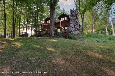 6681 Guy Rd, Nashville, MI 49073