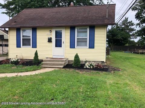 1112 E Greenlawn Ave, Lansing, MI 48910