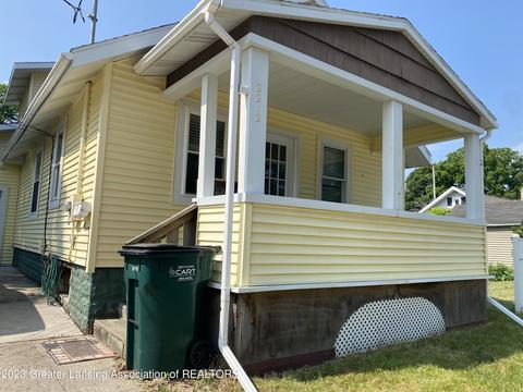 2212 E Saginaw St, Lansing, MI 48912