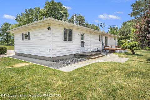 3262 W Pratt Rd, Dewitt, MI 48820 photo 4