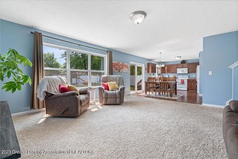 1115 Oakwood Dr, Dewitt, MI 48820 photo 10