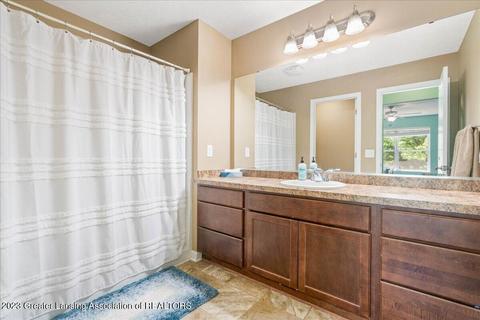 1115 Oakwood Dr, Dewitt, MI 48820 photo 24
