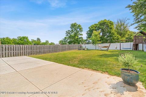 1115 Oakwood Dr, Dewitt, MI 48820 photo 30