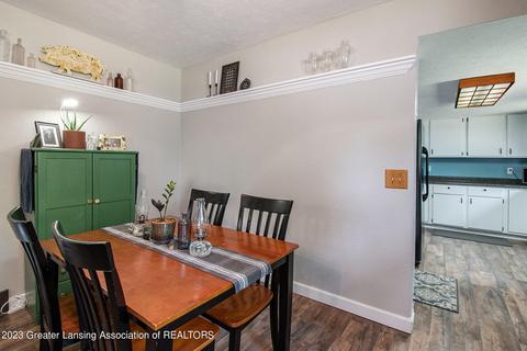 609 E Hanover St, Marshall, MI 49068 photo 12
