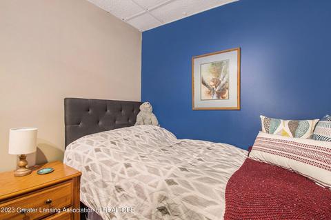 609 E Hanover St, Marshall, MI 49068 photo 22