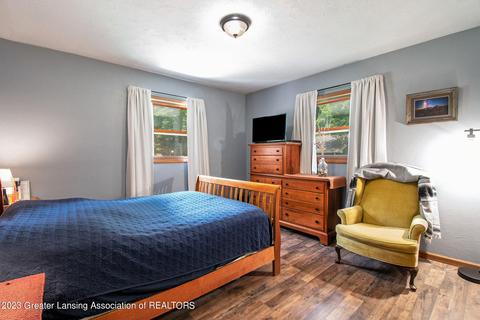 609 E Hanover St, Marshall, MI 49068 photo 16