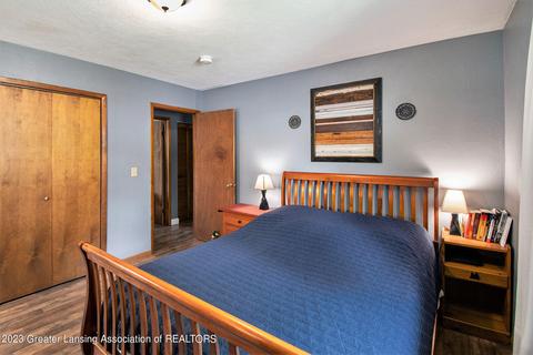 609 E Hanover St, Marshall, MI 49068 photo 17