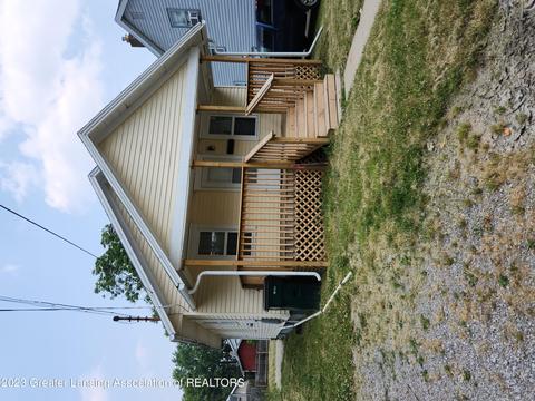 811 Call St, Lansing, MI 48906