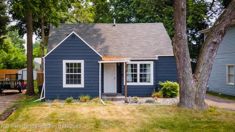 2836 Mildred St, Lansing, MI 48906