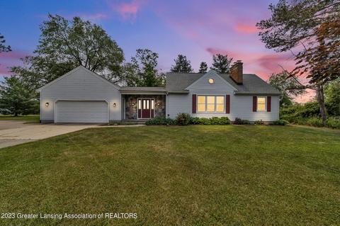 5401 W Howe Rd, Dewitt, MI 48820