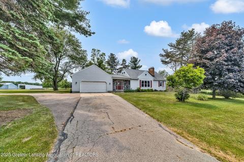 5401 W Howe Rd, Dewitt, MI 48820 photo 4
