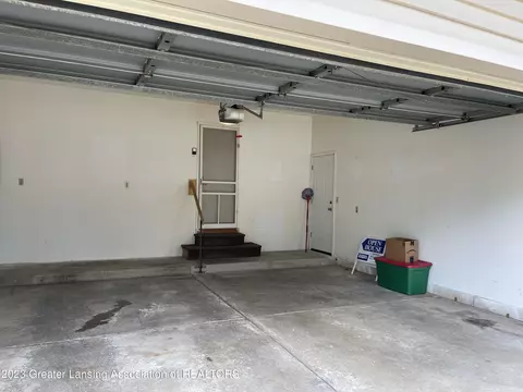 338 Bronco Way, Lansing, MI 48917 photo 20