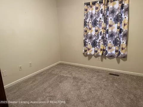 338 Bronco Way, Lansing, MI 48917 photo 12