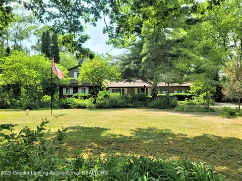 5335 Duffield Rd, Flushing, MI 48433