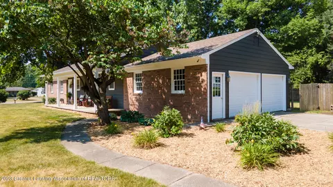 4070 Driftwood Dr, Dewitt, MI 48820 photo 18