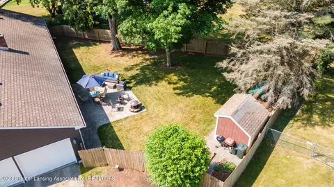 4070 Driftwood Dr, Dewitt, MI 48820 photo 21
