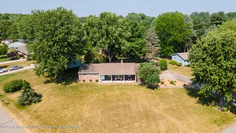 4070 Driftwood Dr, Dewitt, MI 48820 photo 15