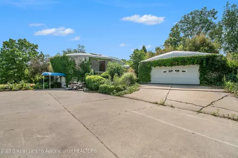 1633 E Clark Rd, Lansing, MI 48906 photo 6