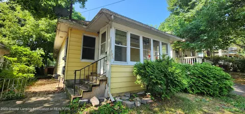 1203 Glenn St, Lansing, MI 48915